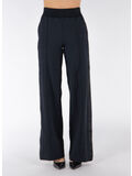 1010 BLACK BLACK