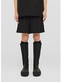 001 BLACK