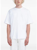 00W01 LYLY WHITE