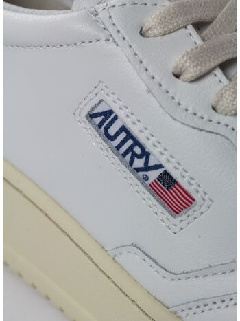 SCARPA LOW IN PELLE BIANCO, LL12 WHITENAVY, small