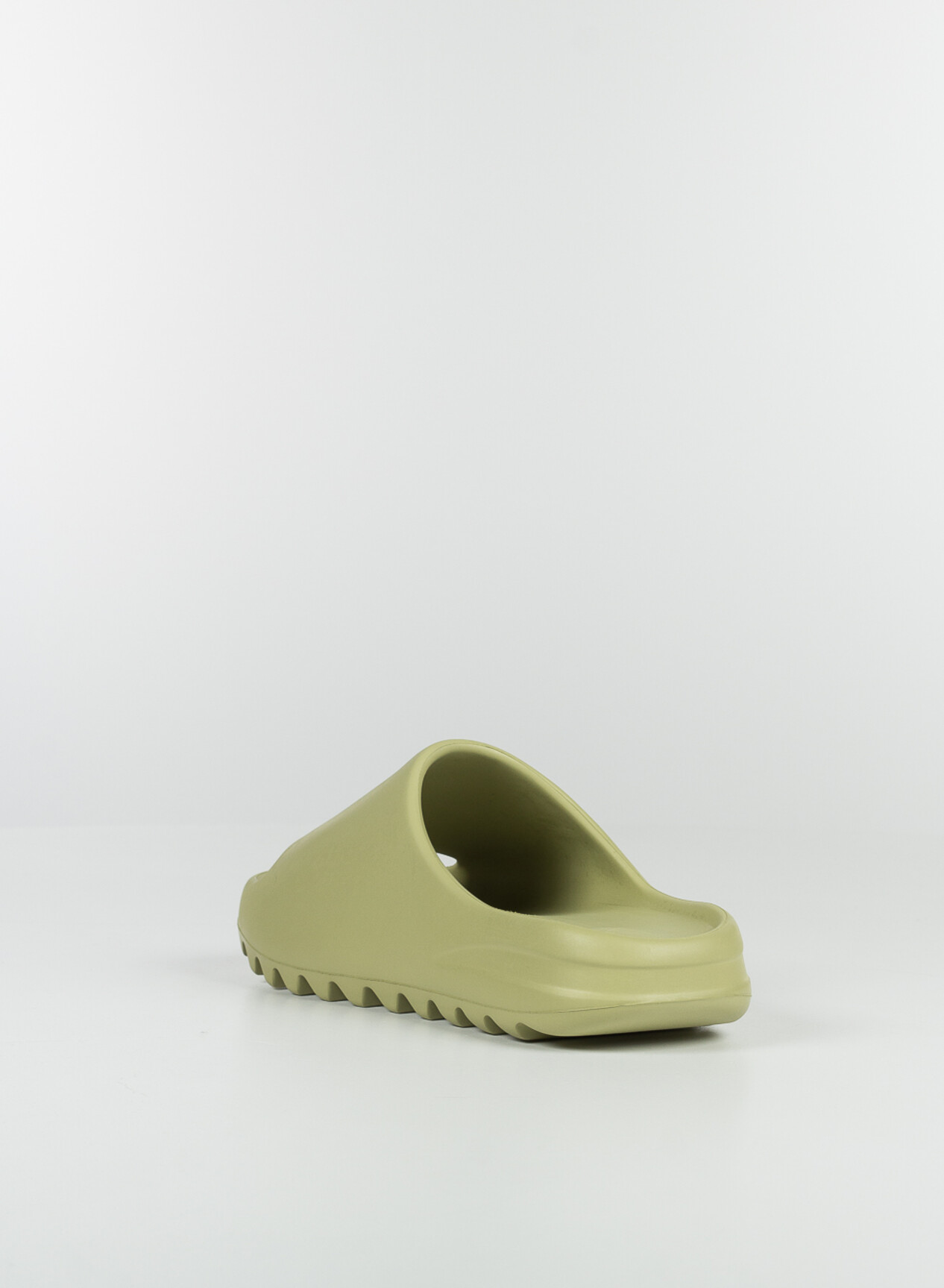 Ciabatte yeezy inspiration - No Name Concept