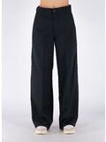 8902 BLACK RINSED