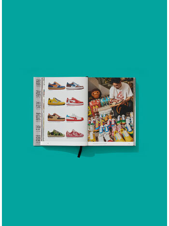 LIBRO SNEAKER FREAKER. WORLD'S GREATEST SNEAKER COLLECTORS, VU, small