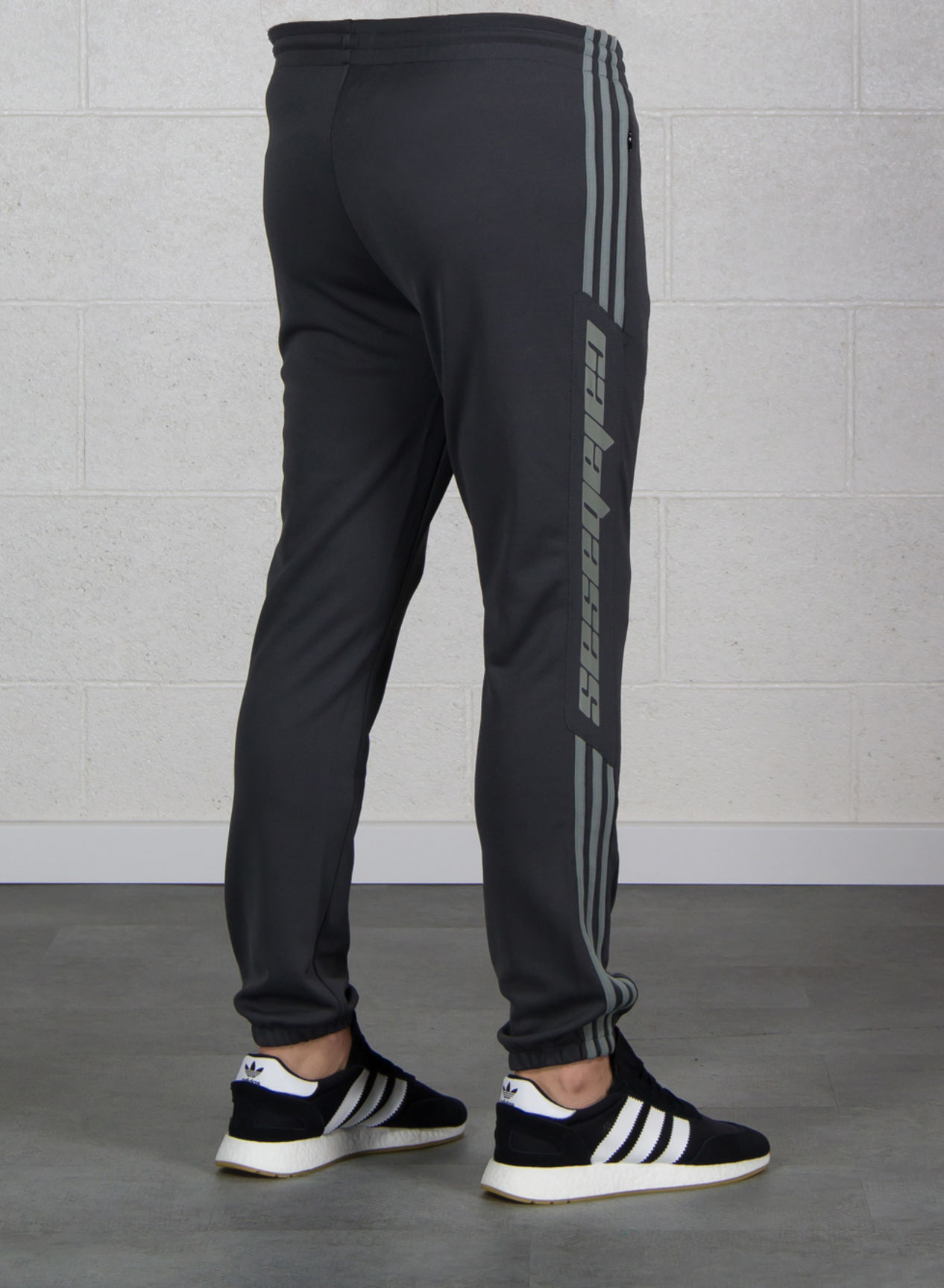 pantaloni adidas x calabasas