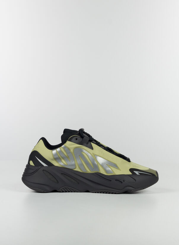 YEEZY BOOST 700 MNVN, , large