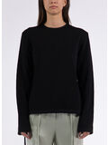 001 BLACK