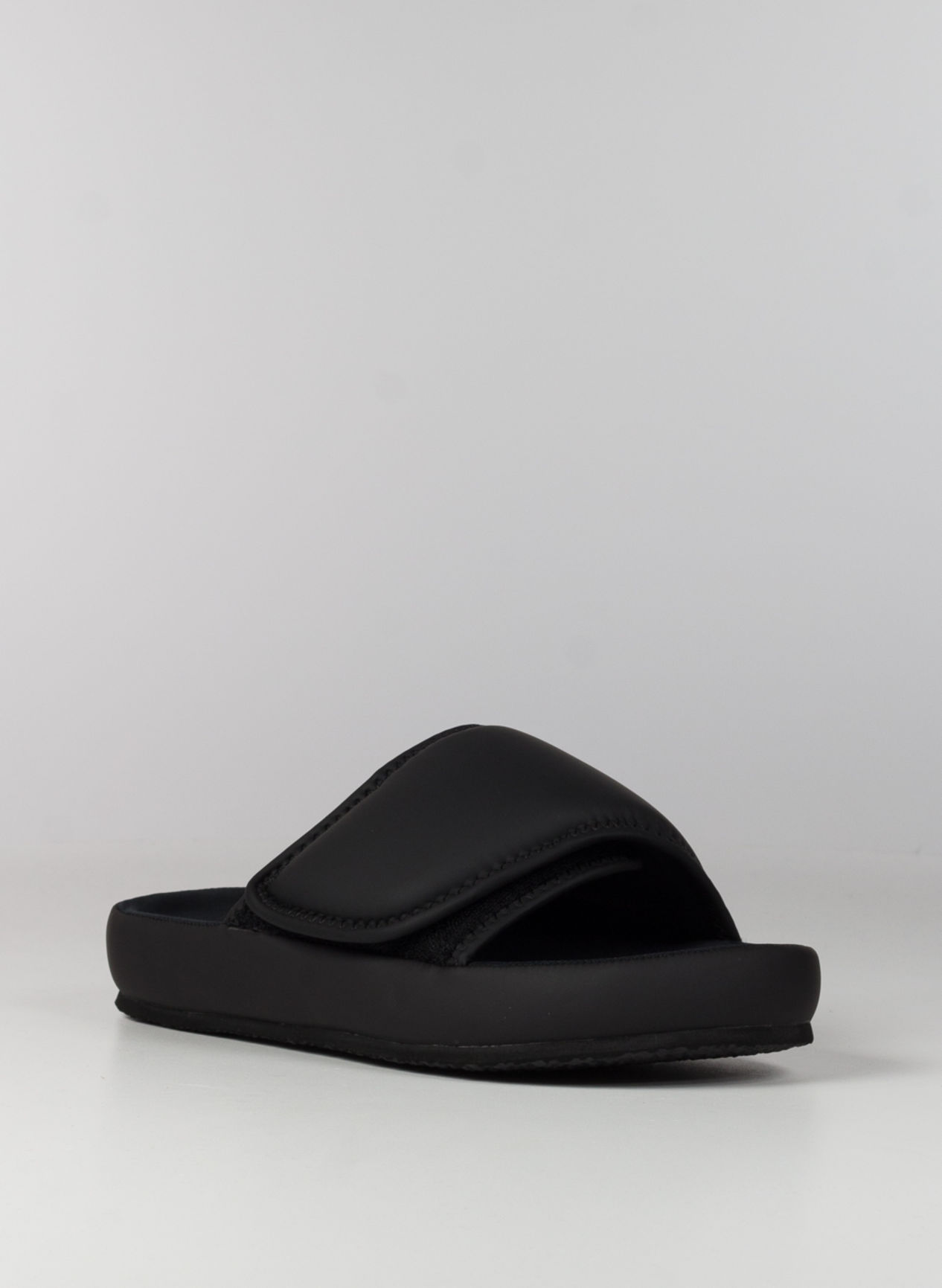 yeezy ciabatte