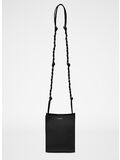 001 BLACK