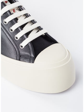 SCARPA PABLO STRINGATA IN PELLE NERA, 00N99 BLACK, small