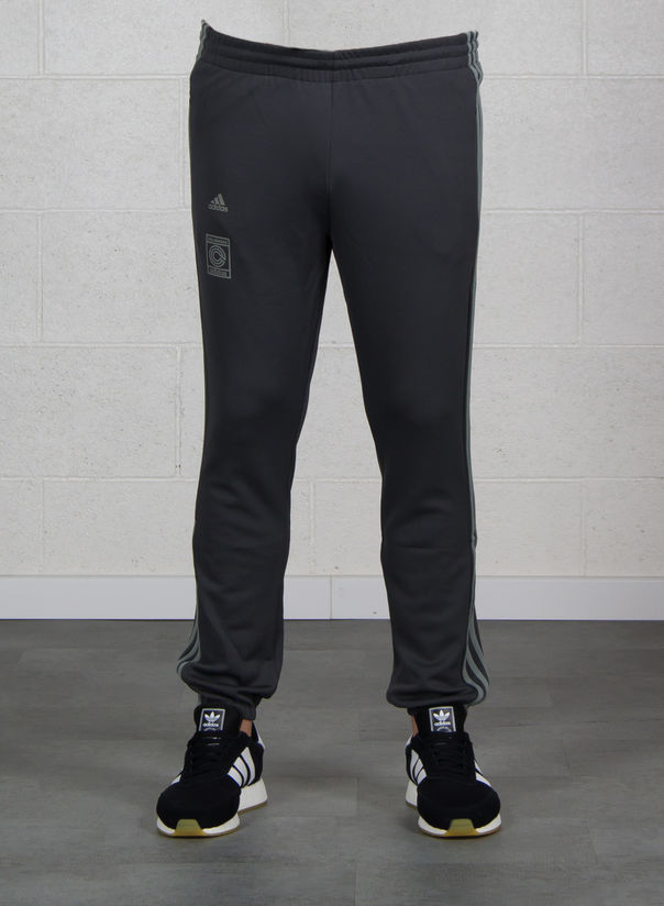 nike kusi pantaloni nike kusi pantaloni