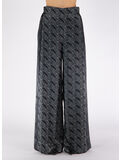 02 HEART MONOGRAMME BLACK