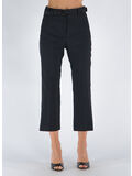 001 BLACK