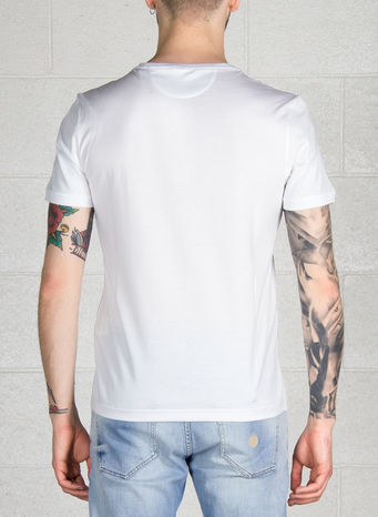T-SHIRT LEATHER LOGO, F0QA0WHITE, small