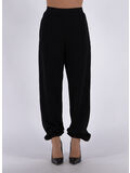 001 BLACK